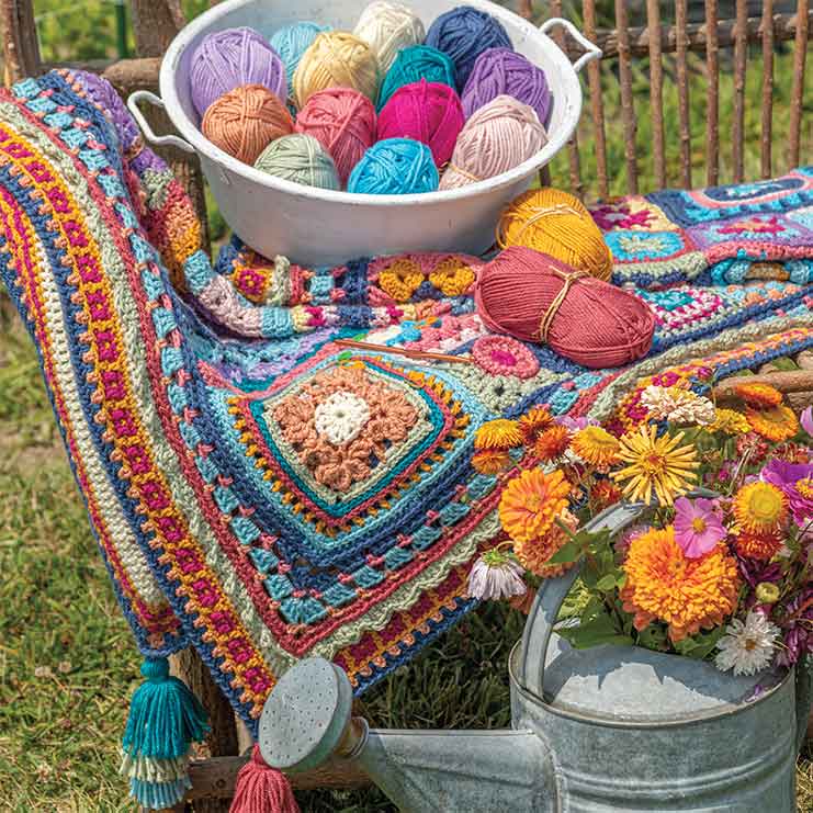 Scrap Buster CAL: Free Granny Crochet Blanket Pattern - Annie